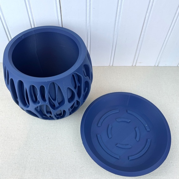 Indoor Flower Pot, The Slime Planter Pot, Houseplants, Ecofriendly - Picture 8 of 11